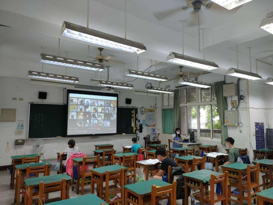 雲縣高中以下學校及幼兒園持續暫停實體課程至六月二日。（記者陳正芬攝）