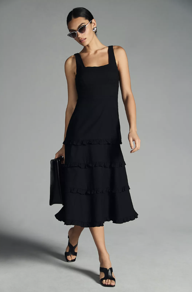 Sleeveless Midi Dress With Square Neck And Tiered Skirt In Black