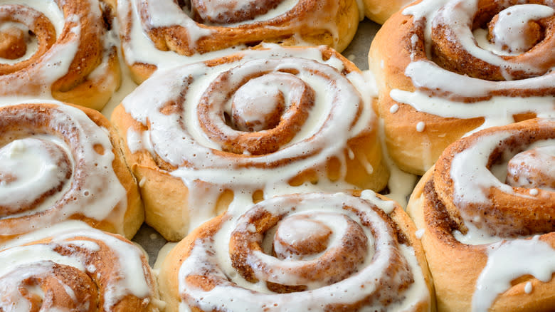 cinnamon rolls 