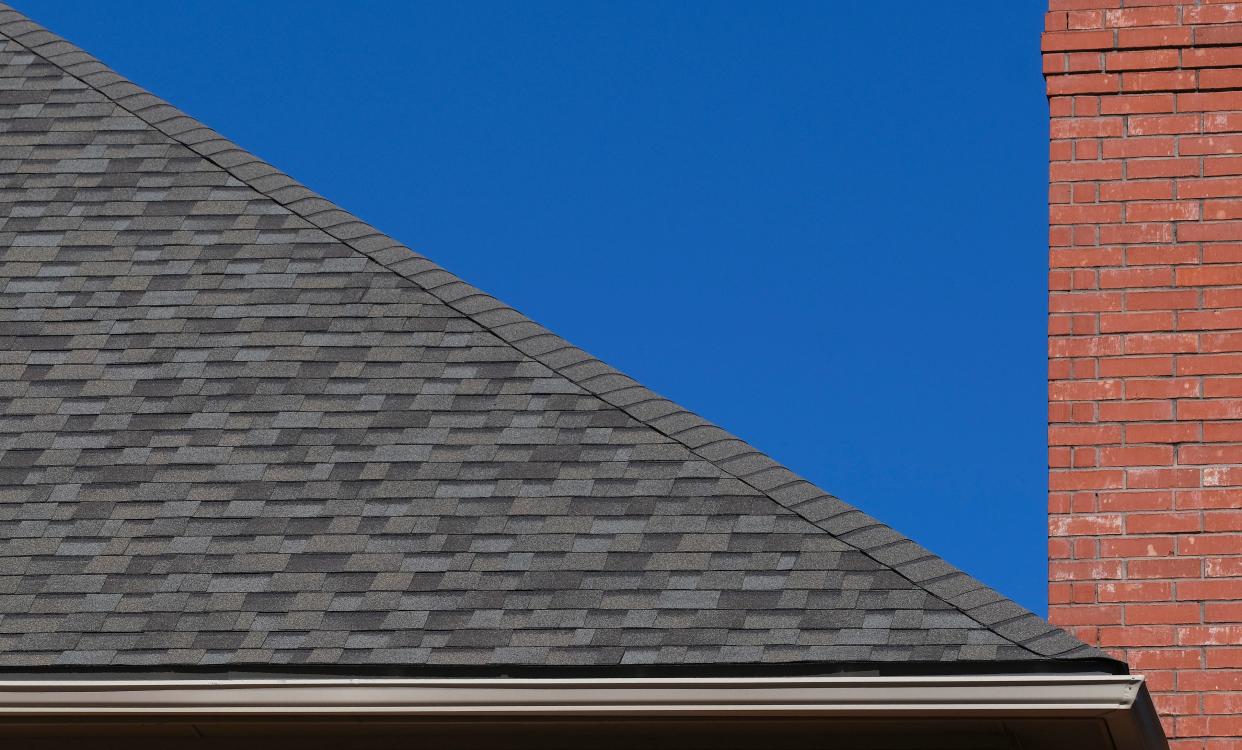 A roofing company replaced the roof on Scott and Deborah Senner's home, to their surprise. They reroofed the wrong house.