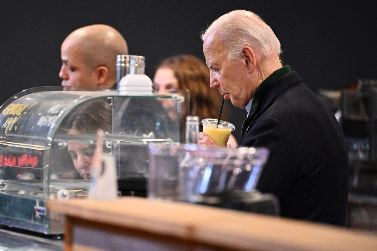 Joe Biden; smootie MANDEL NGAN/AFP via Getty Images