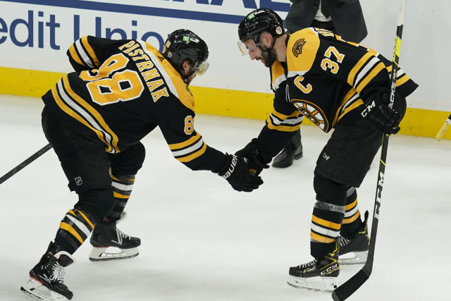 Patrice Bergeron to sit out next two Bruins games with lower body