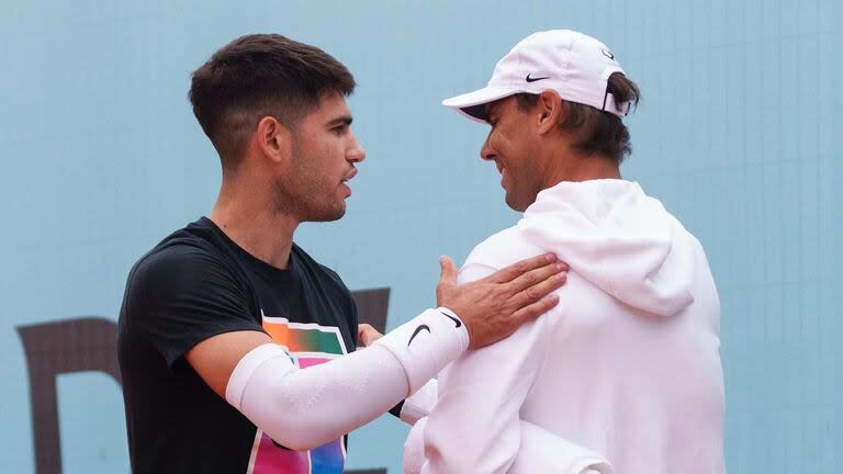 Carlos Alcaraz y Rafael Nadal, el presente y la gran leyenda del tenis mundial, buscarán subirse juntos al podio olímpico