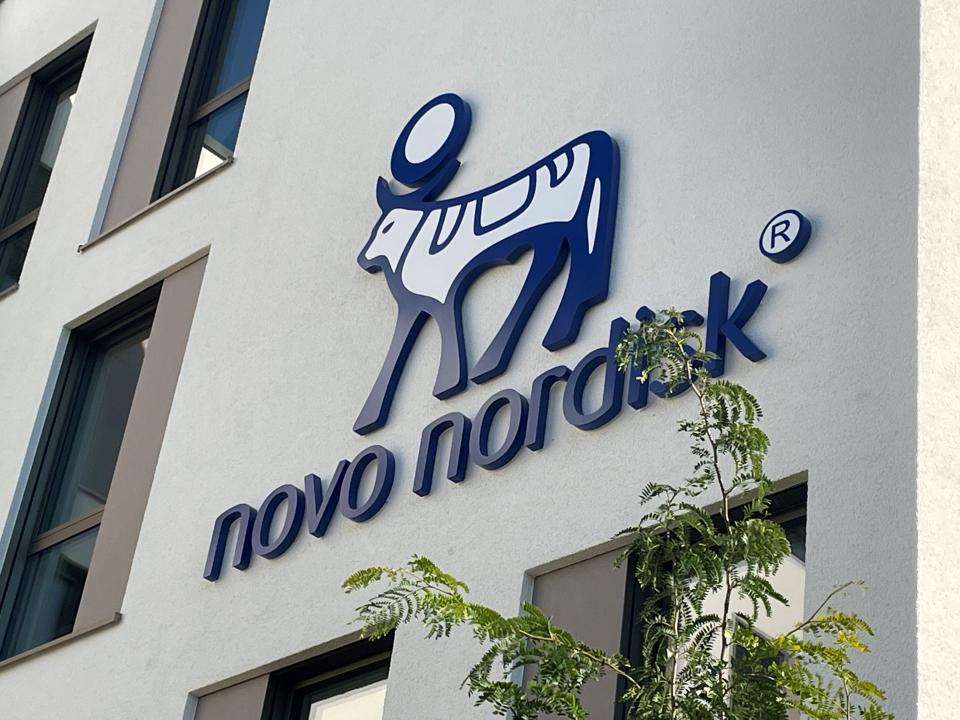 September 26, 2023, Rhineland-Palatinate, Mainz: The logo of the Danish pharmaceutical company Novo Nordisk on the facade of the new German headquarters. (to dpa: 