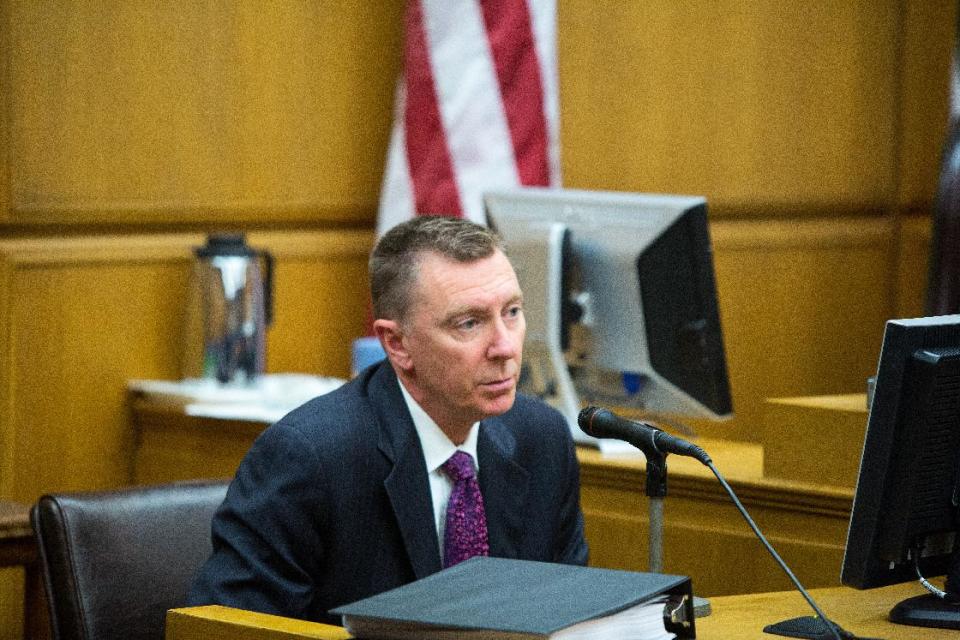 Dr. John E. Deasy, the Superintendent of the Los Angeles Unified School District testifies Monday Jan. 27, 2014, in the Superior Court of Los Angeles County on the opening day of Vergara v. The State of California. The lawsuit was filed in May 2012 on behalf of nine public school students from across California over teacher tenure laws. (AP Photo/Monica Almeida, Pool)