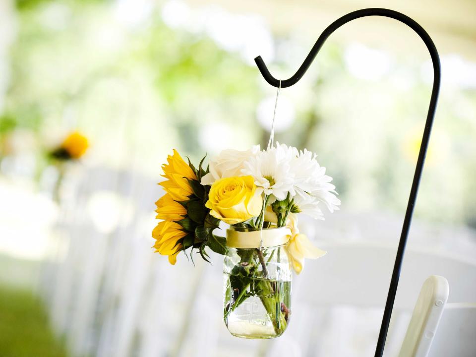 mason jar aisle runners