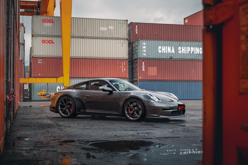 porsche-911-gt3-touring