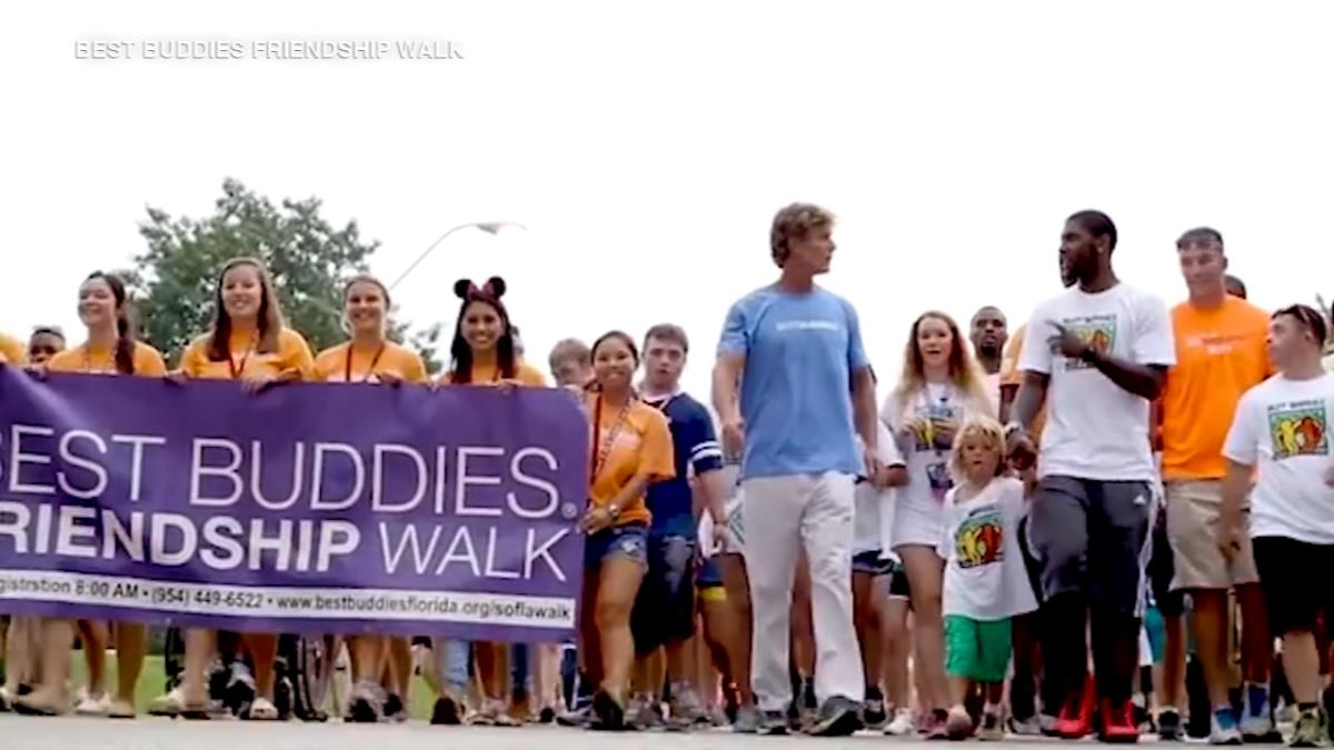 Best Buddies walk to celebrate inclusion at Chicago Solder Field