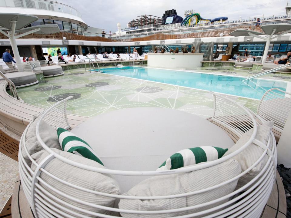 pool deck in the Oceania Vista