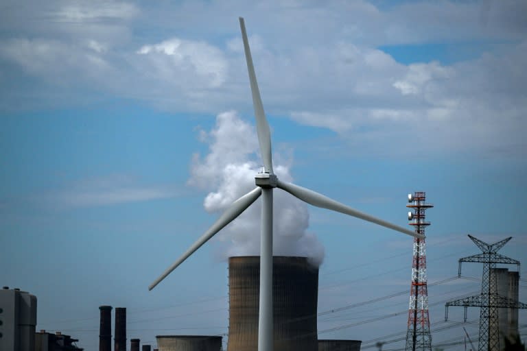 Er hat schon das Heizungsgesetz um Monate verzögert, nun will er auch das Klimaschutzgesetz der Ampel-Koalition vorläufig stoppen: Der CDU-Abgeordnete Heilmann reichte am Mittwoch dazu einen Eilantrag beim Bundesverfassungsgericht ein. (Ina FASSBENDER)