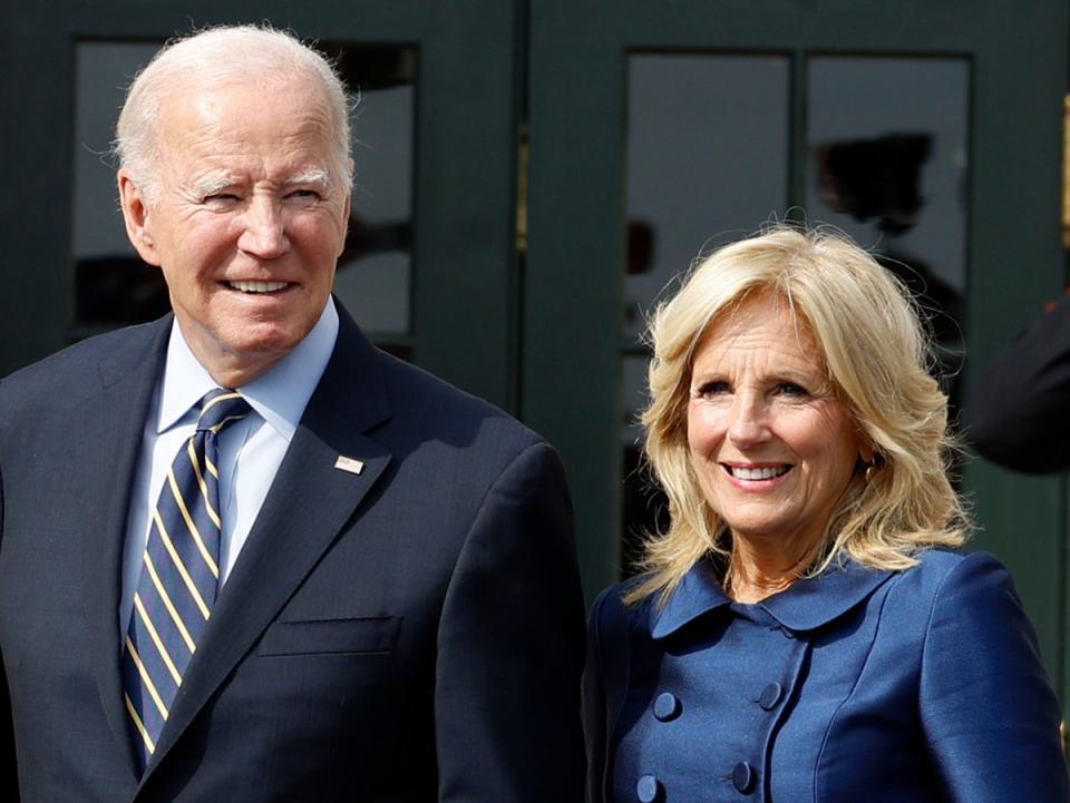 President Joe Biden and first lady Jill Biden welcome President of Ukraine Volodymyr Zelensky and his wife Olena Zelenska at the White House 21 September 2023 in Washington, DC (Getty Images)