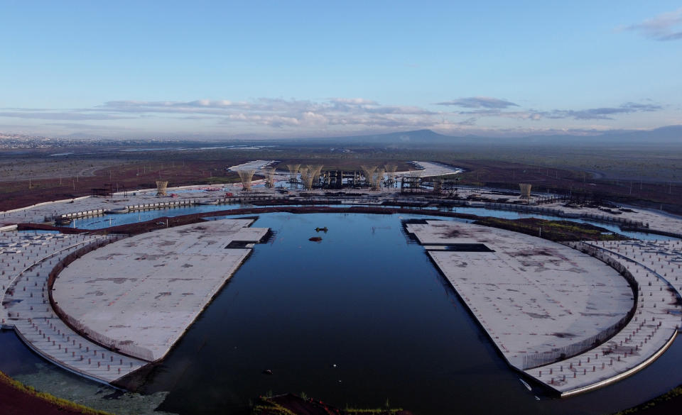 Vista general de la terminal que nunca acabó de construirse. REUTERS/Carlos Jasso