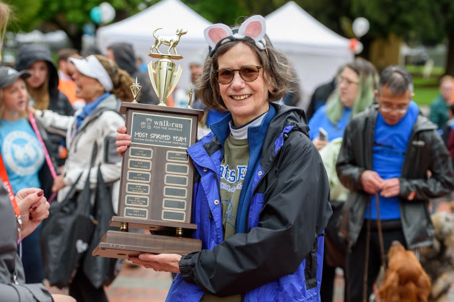 After a recent cancer diagnosis, Susan Immer, a longtime volunteer with the Humane Society for Southwest Washington (HSSW), is working to create the largest team in HSSW's history for a walk/run fundraising event. (Courtesy: HSSW/WazMixPix)