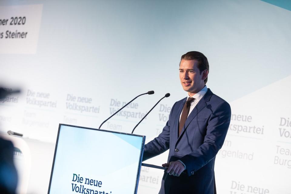 為了讓歐洲各國儘快恢復自由往來，奧地利總理庫爾茨（Sebastian Kurz）建議，對已治癒新冠肺炎及完成接種疫苗者，應給予綠色護照。   圖：翻攝自Sebastian Kurz臉書（資料照）