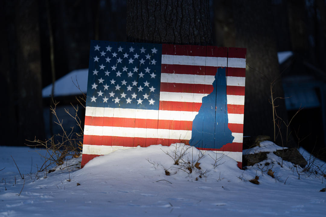 An American flag sign in Hooksett.