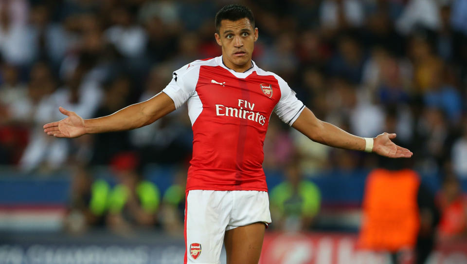 Yeah, we believe you always dreamed of Manchester United, Alexis Sanchez. Nudge nudge, wink wink. (Getty)