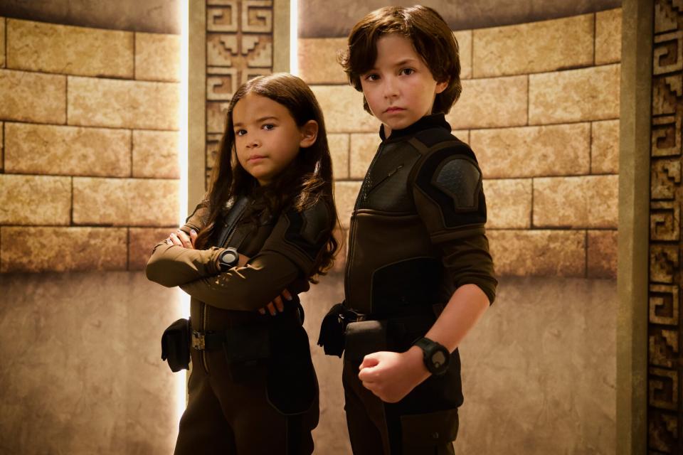 Spy Kids: Armageddon (L-R) Everly Carganilla as Patty Torrez and Connor Esterson as Tony Torrez in Spy Kids: Armageddon.