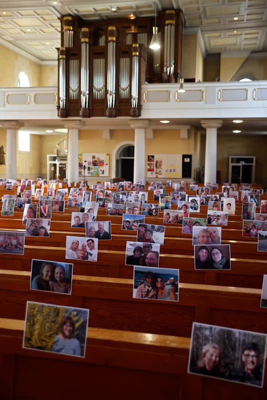 FILE PHOTO: Mass during spread of coronavirus disease (COVID-19) in Achern