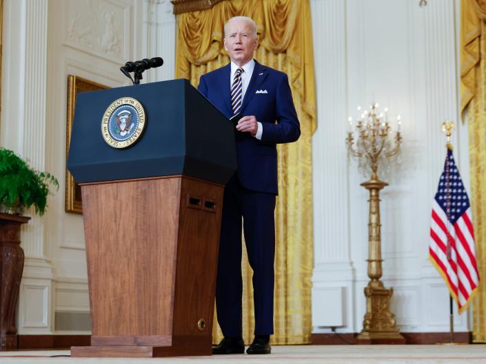 #news Student-loan borrowers will have until the end of next year to apply for Biden’s one-time debt cancellation #WorldNews