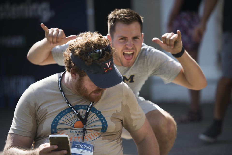 Nick Schaffer photobombs Lars Thorn.