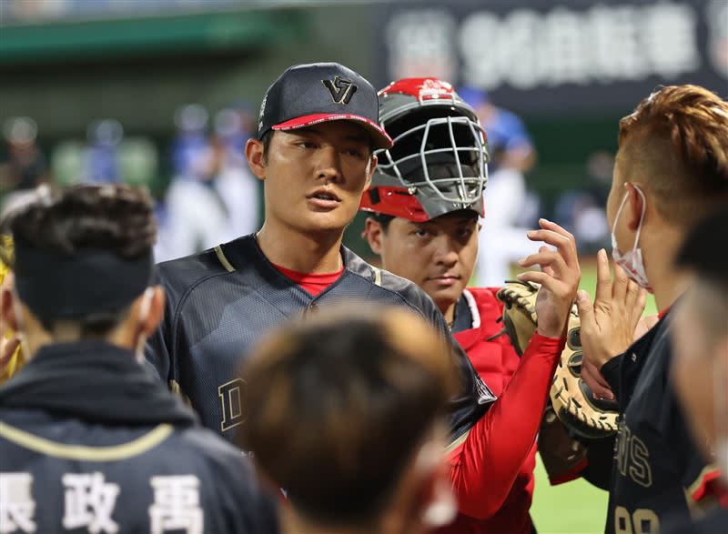 王維中本季首勝。（圖／味全龍球團提供）