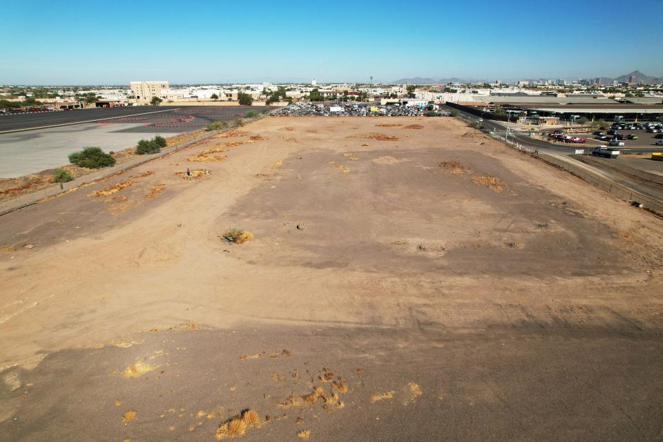 Empty lot near 22nd Avenue and Lower Buckeye Road, where Phoenix intended to build a shelter but had to renege because of severe environmental issues with the land.