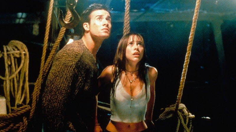 Freddie Prinze Jr. and Jennifer Love Hewitt will return for a sequel to I Know What You Did Last Summer.