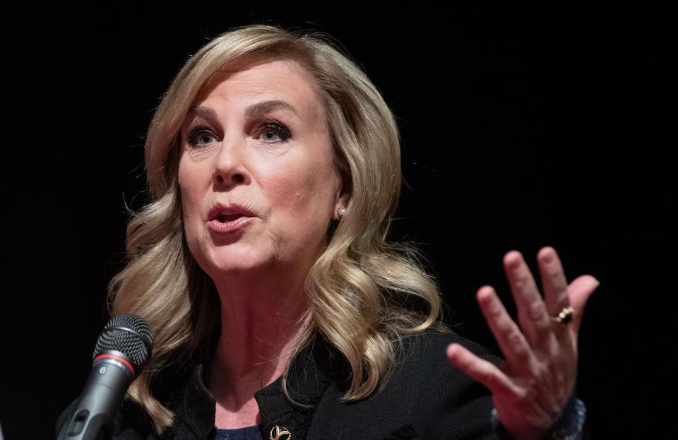 Janelle Stelson speaks during the candidates' night on March 25, 2024.