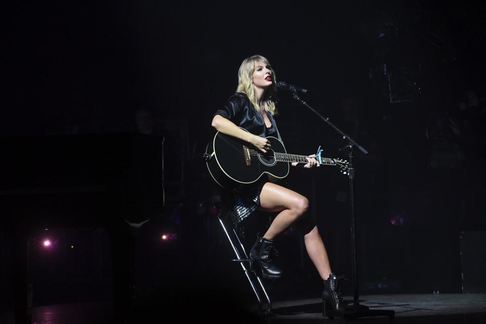 Bushy Tailed: Taylor Swift (Photo by Dave Hogan/ABA/Getty Images)