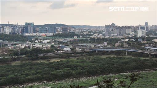 新竹房市推案量年減1成，但全年總案量依然超過千億。（圖／記者陳韋帆攝影）