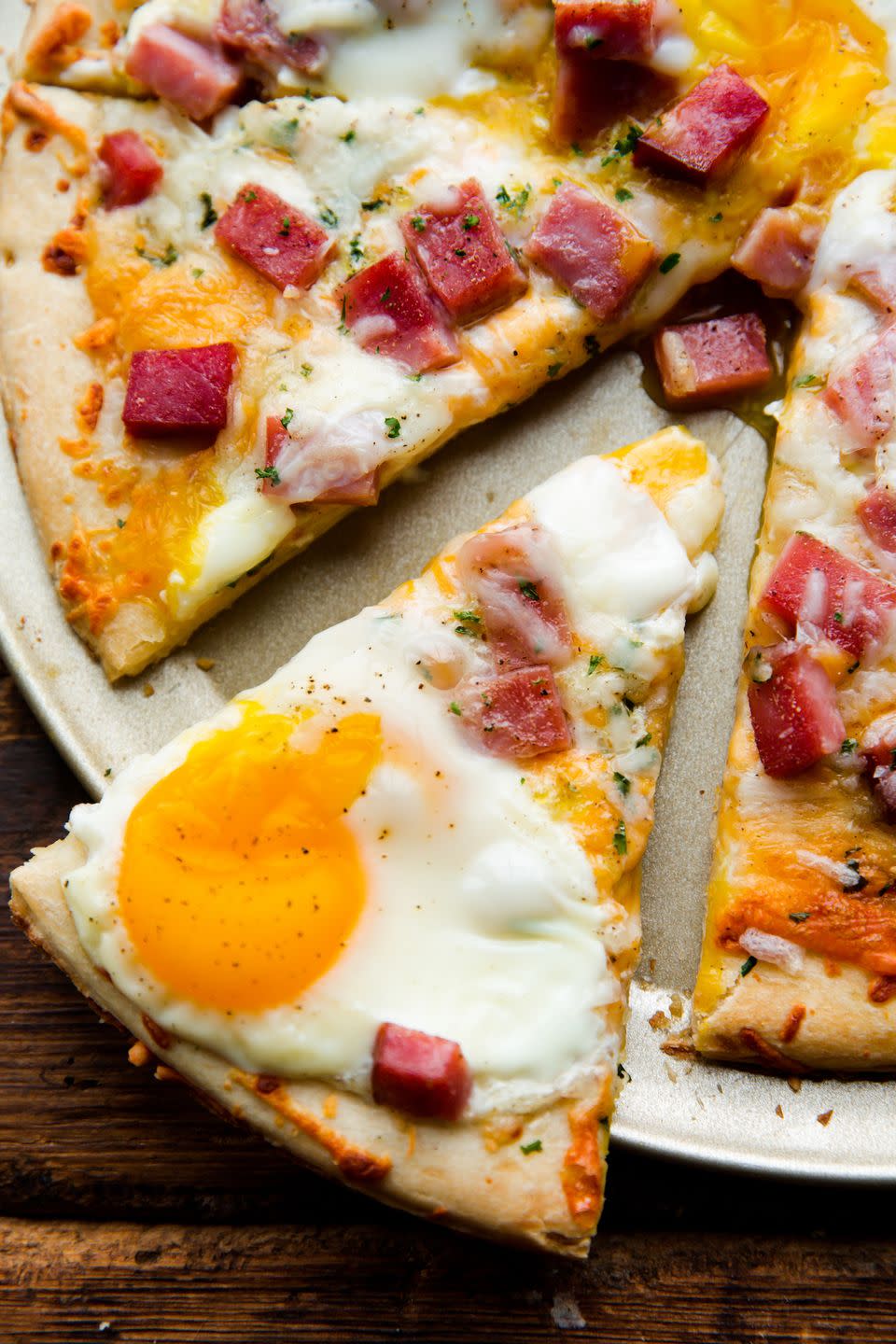 Ham, Egg, & Cheese Breakfast Pizza