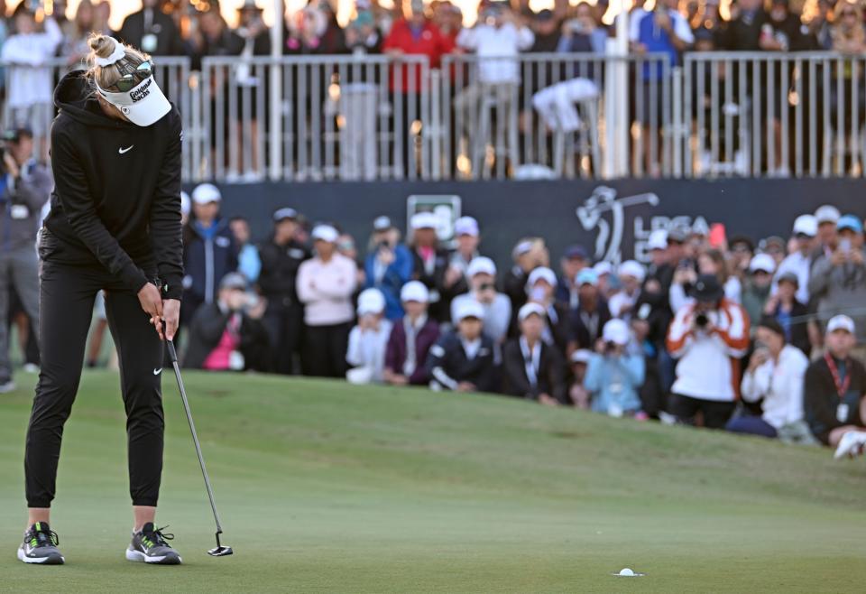 Bradenton's Nelly Korda sinks the winning putt defeating Lydia Ko, off camera, in a sudden-death playoff to capture LPGA Drive On Championship at Bradenton's Country Club on Sunday, Jan. 28, 2024.