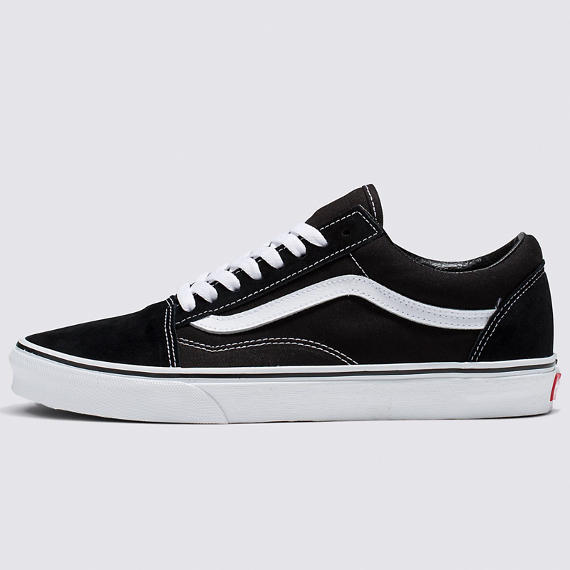 <p><a href="https://go.redirectingat.com?id=74968X1596630&url=https%3A%2F%2Fwww.vans.com%2Fen-us%2Fshoes-c00081%2Fold-skool-shoe-pvn000d3hy28&sref=https%3A%2F%2Fwww.esquire.com%2Fstyle%2Fmens-fashion%2Fg39172886%2Fbest-casual-shoes-sneakers-men%2F" rel="nofollow noopener" target="_blank" data-ylk="slk:Shop Now;elm:context_link;itc:0;sec:content-canvas" class="link ">Shop Now</a></p><p>Old Skool Shoes</p><p>vans.com</p><p>$70.00</p>