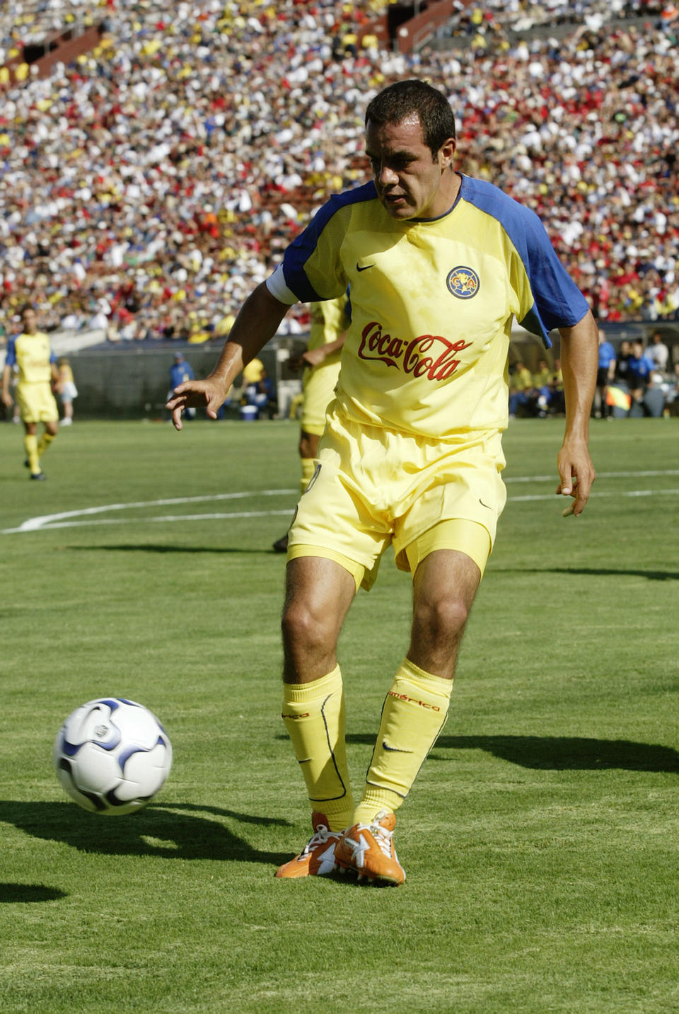 Cuauhtémoc Blanco cuando jugaba en el América. / Foto: Getty Images