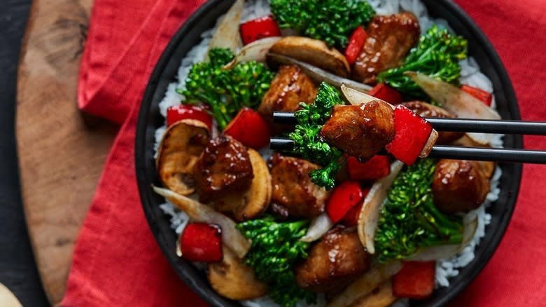 bowl of steak and veggies