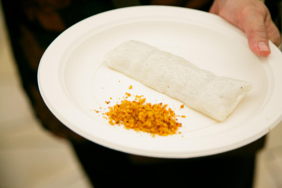 Burasak is steamed rice wrapped in young banana leaf. (Photo: Malay Heritage Centre)