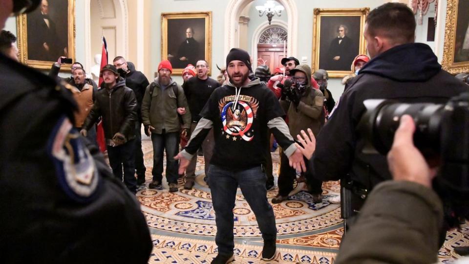 Manifestantes en el Capitolio