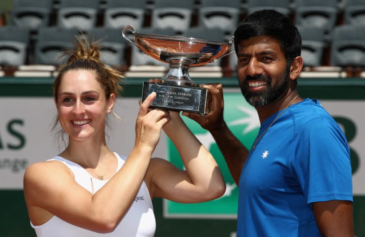 Gabriela Dabrowski of Canada and Rohan Bopanna celebrate after winning the 2017 French Open mixed doubles title. (Getty Images). 