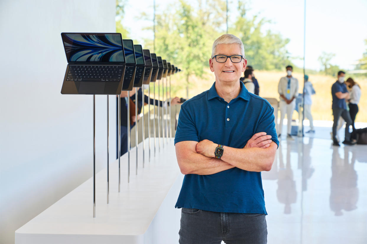  Tim Cook at WWDC 2022. 