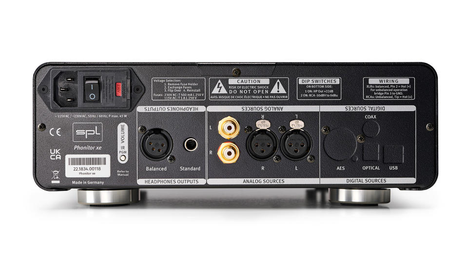 Headphone amp: SPL Phonitor xe