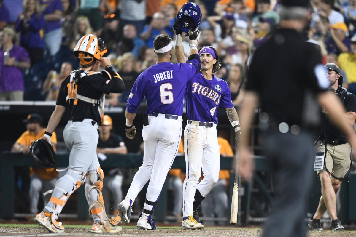 College World Series 2023: Monday Scores, Winners and Bracket