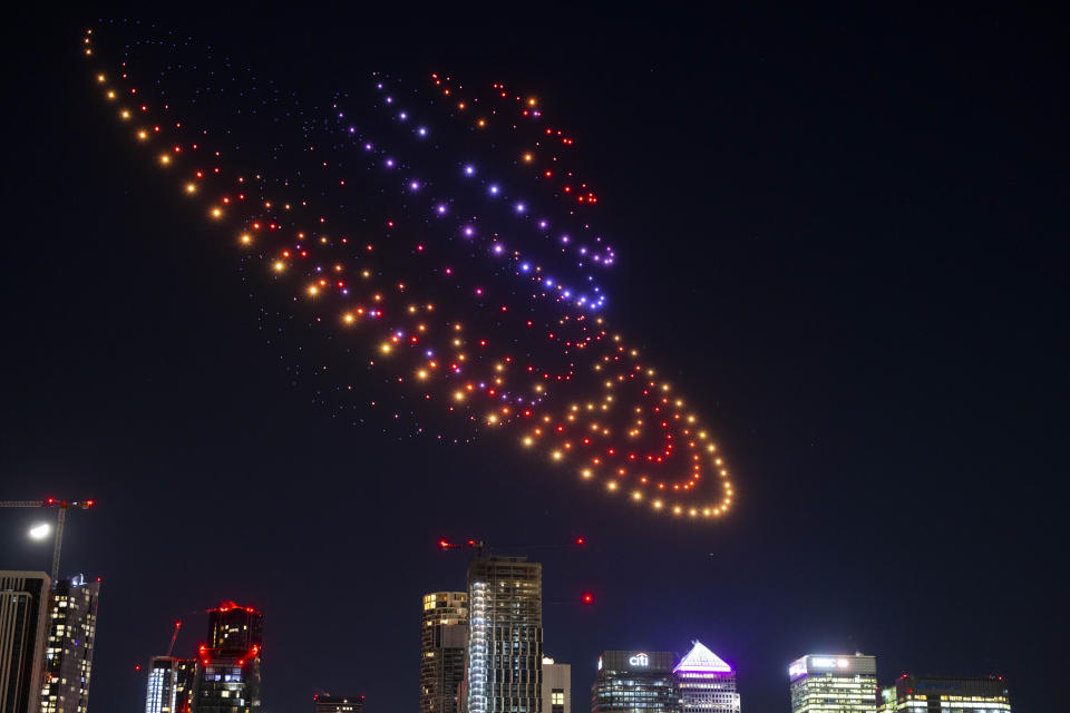 550 drones form UFOs, planets and phones in the sky above London, at the Samsung Galaxy S24 launch event