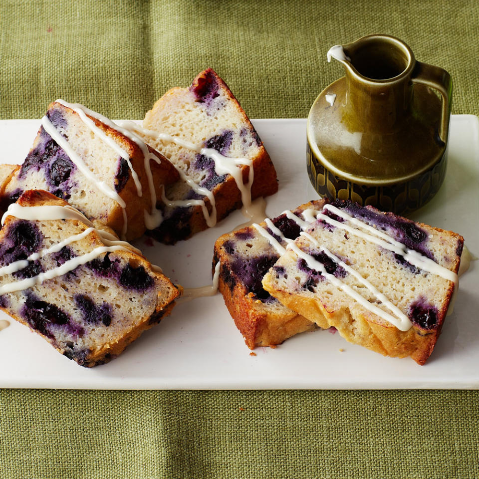 Blueberry-Yogurt Coffee Cake