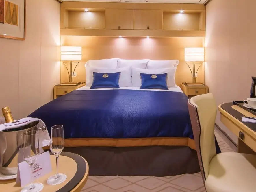So sieht es in einer Britannia-Kabine auf der Queen Mary 2 aus.  - Copyright: Cunard Line