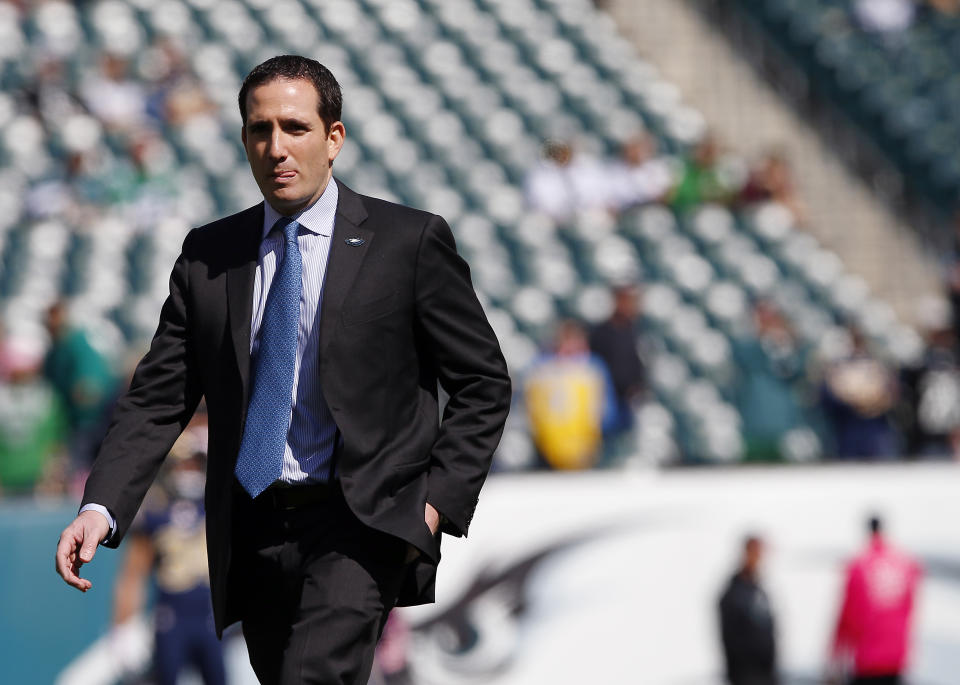 Eagles general manager Howie Roseman can rub other NFL executives the wrong way, but there's no denying his effectiveness in building championship-contending teams. (AP Photo/Michael Perez)