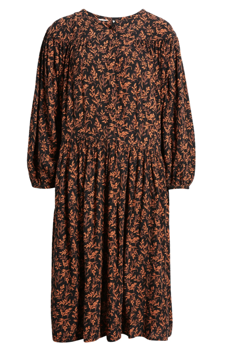 Loosely gathered at the waist, this Caslon dress is super roomy and comfortable.