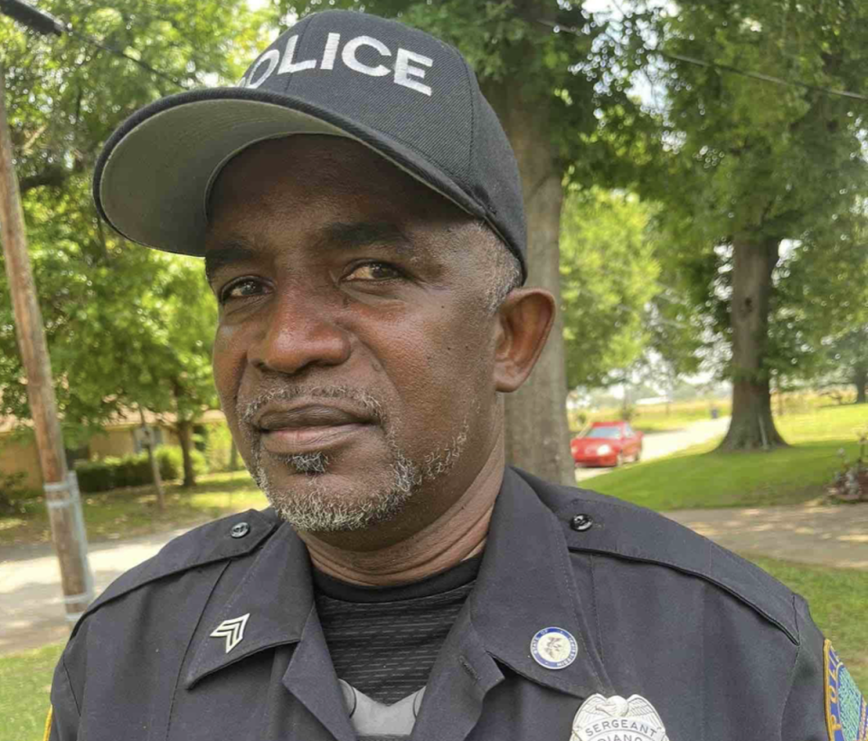 Indianola police sergeant Greg Capers has been placed on administrative leave after shooting 11-year-old Aderrien Murry (Twitter / Carlos Moore)