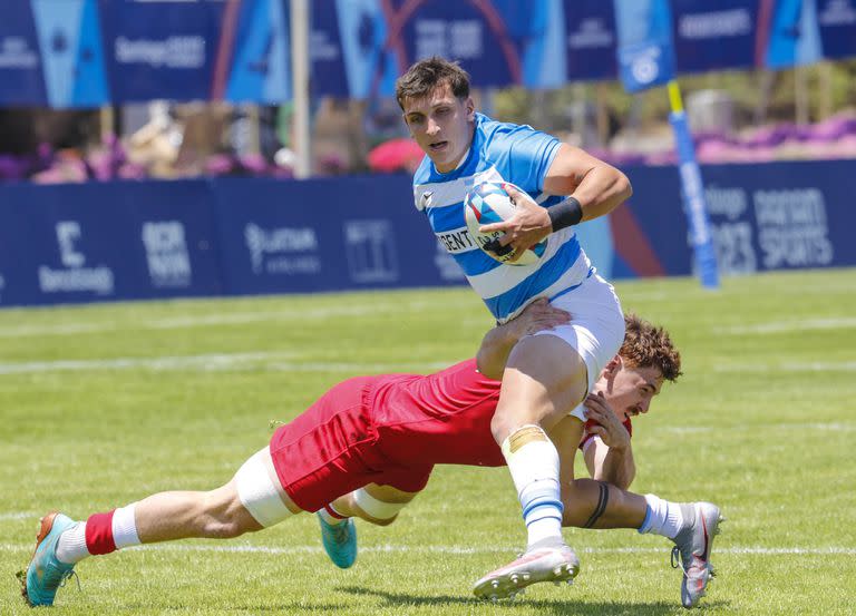 Los Pumas 7s son amplios favoritos a quedarse con la medalla de oro en Santiago 2023; ya derrotaron a Chile en la etapa inicial