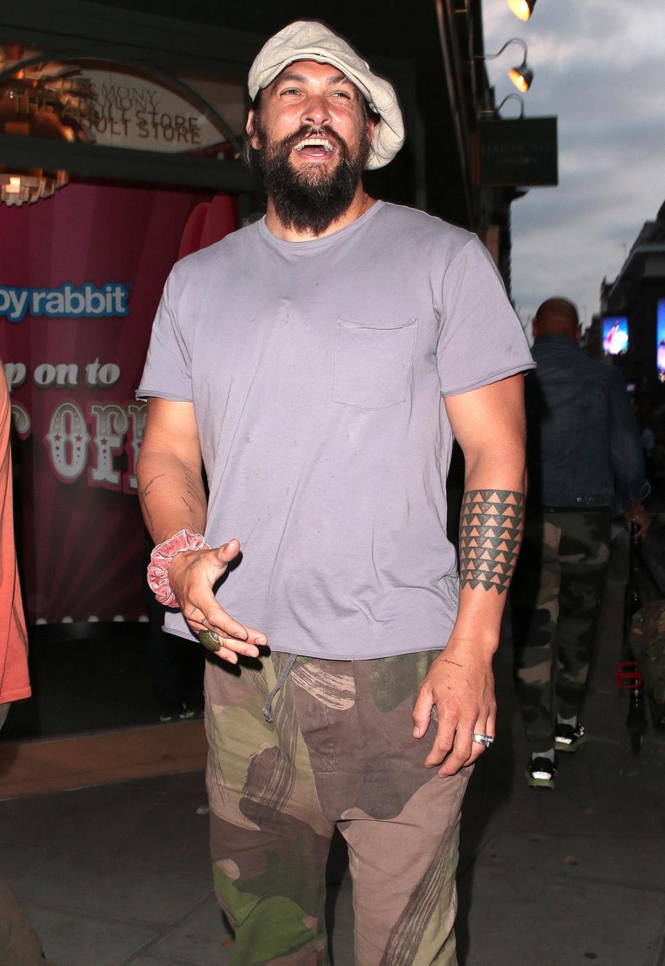 <p>Jason Momoa is seen leaving Mexican restaurant La Bodega Negra after dinner with a group of friends on July 23 in London.</p>