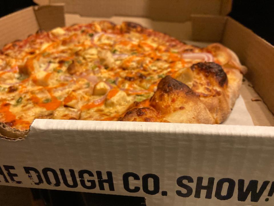 I finally decided to try Buffalo chicken pizza from Dough Co.